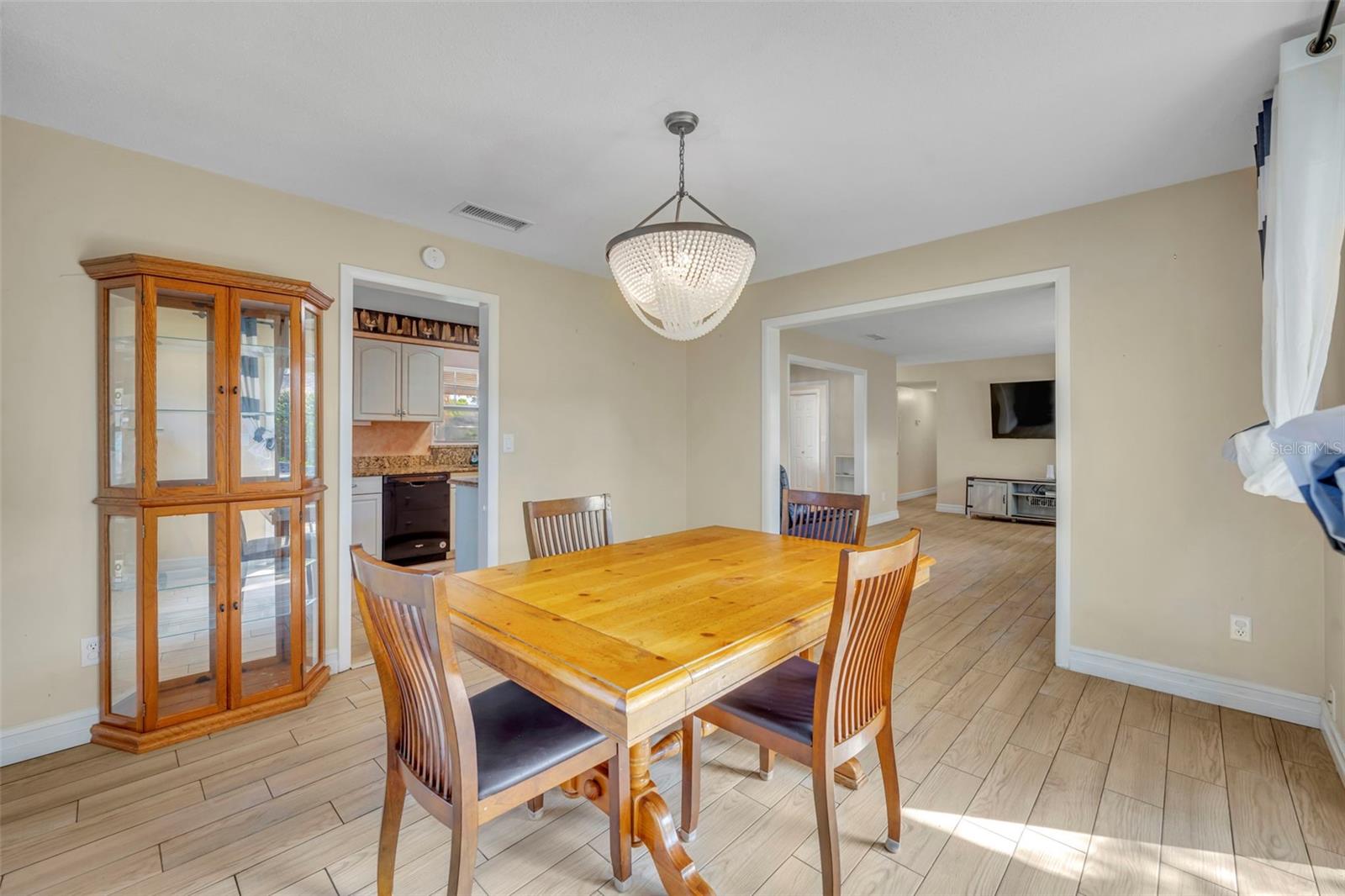 4402 BLONIGEN Ave ORLANDO, FL 32812