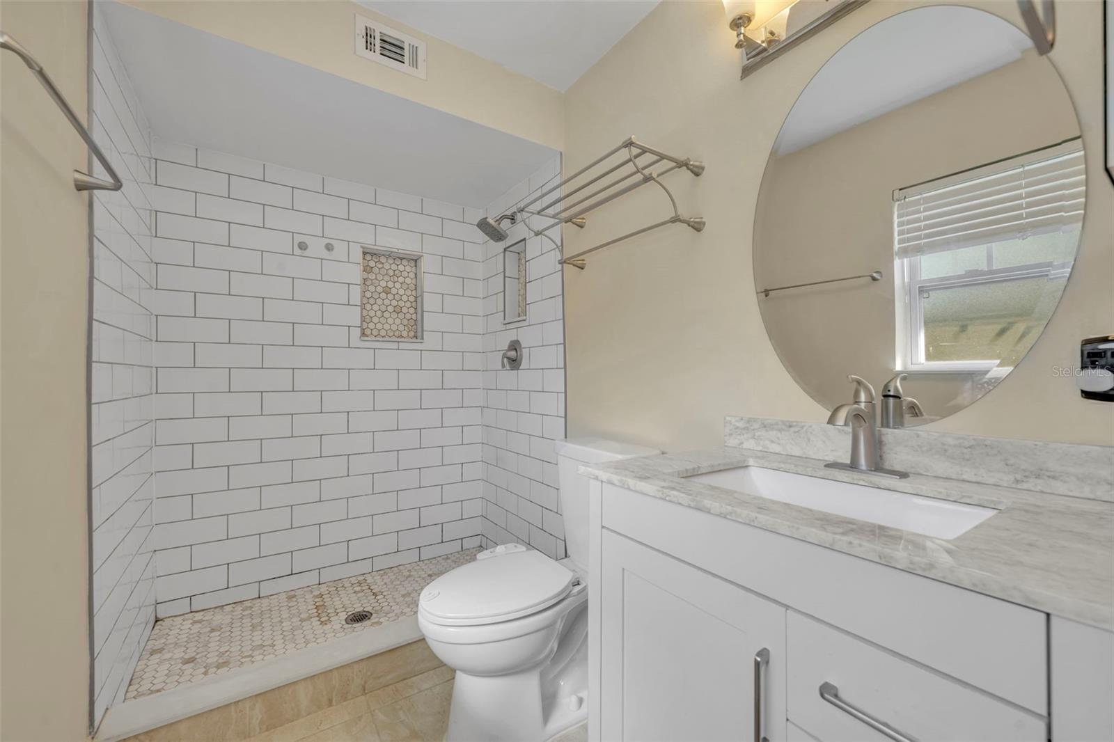 4402 BLONIGEN Ave ORLANDO, FL 32812