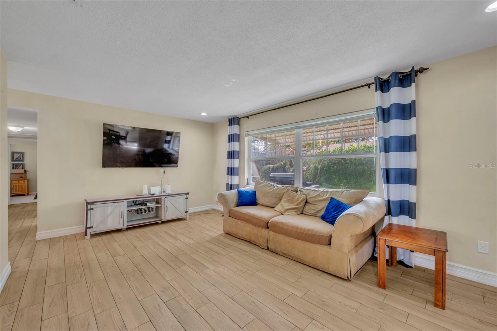 4402 BLONIGEN Ave ORLANDO, FL 32812