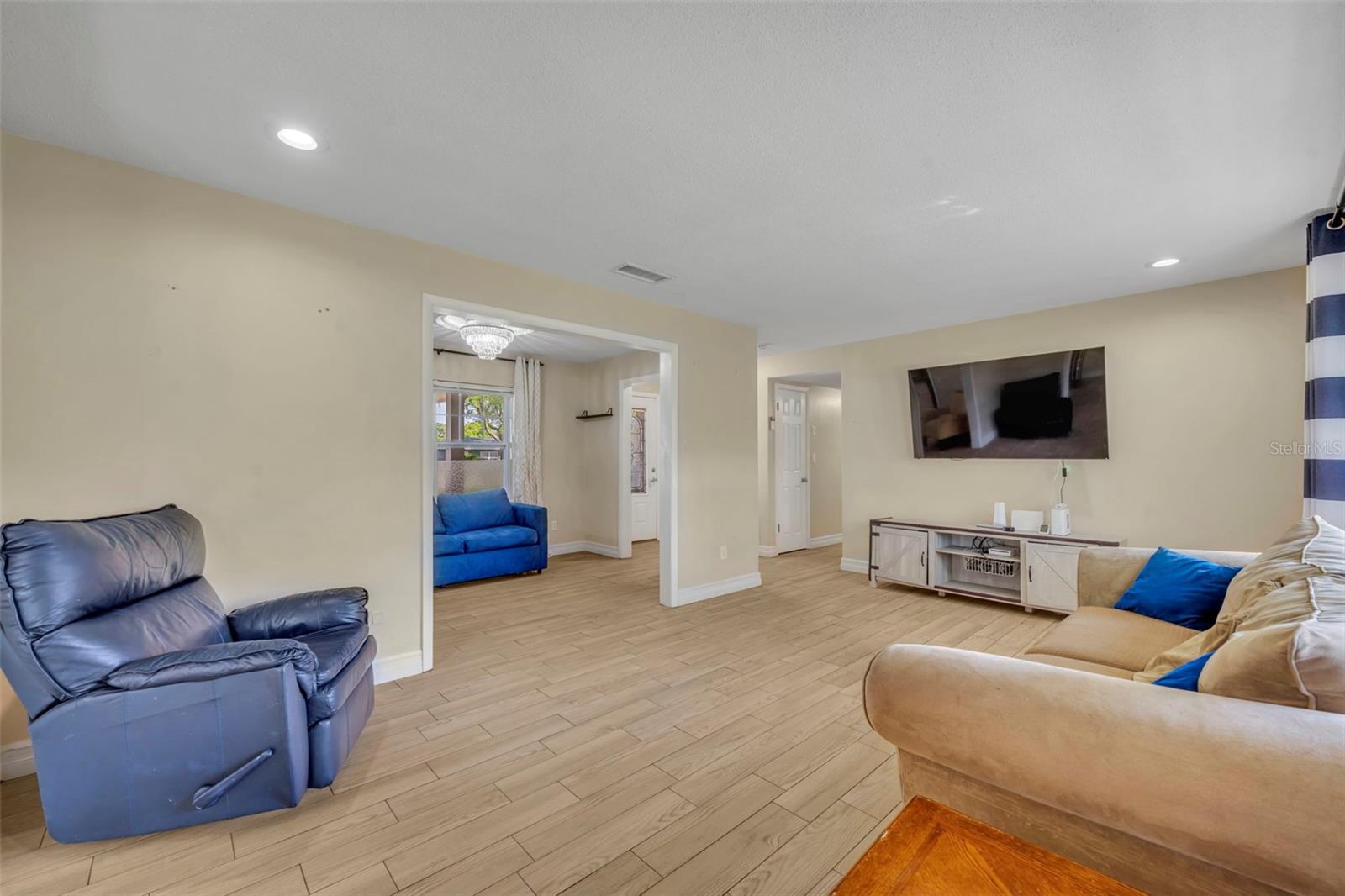 4402 BLONIGEN Ave ORLANDO, FL 32812