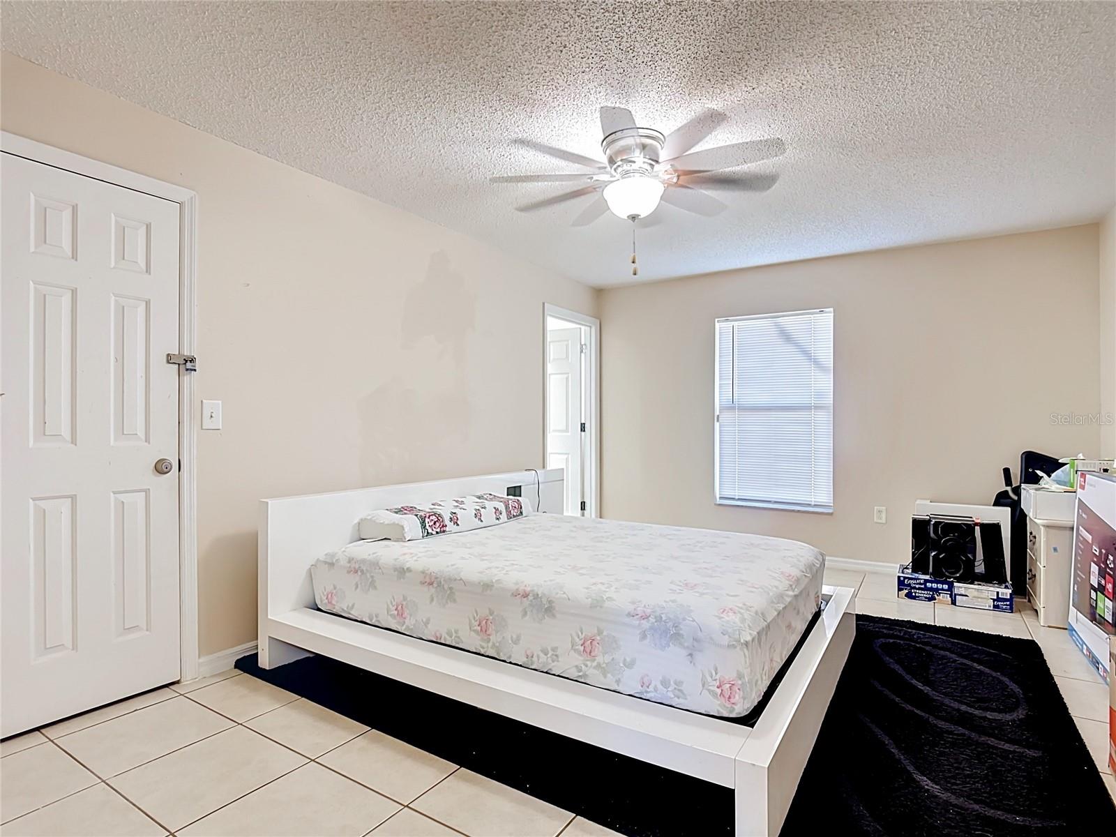 1036 DUDLEY Dr KISSIMMEE, FL 34758
