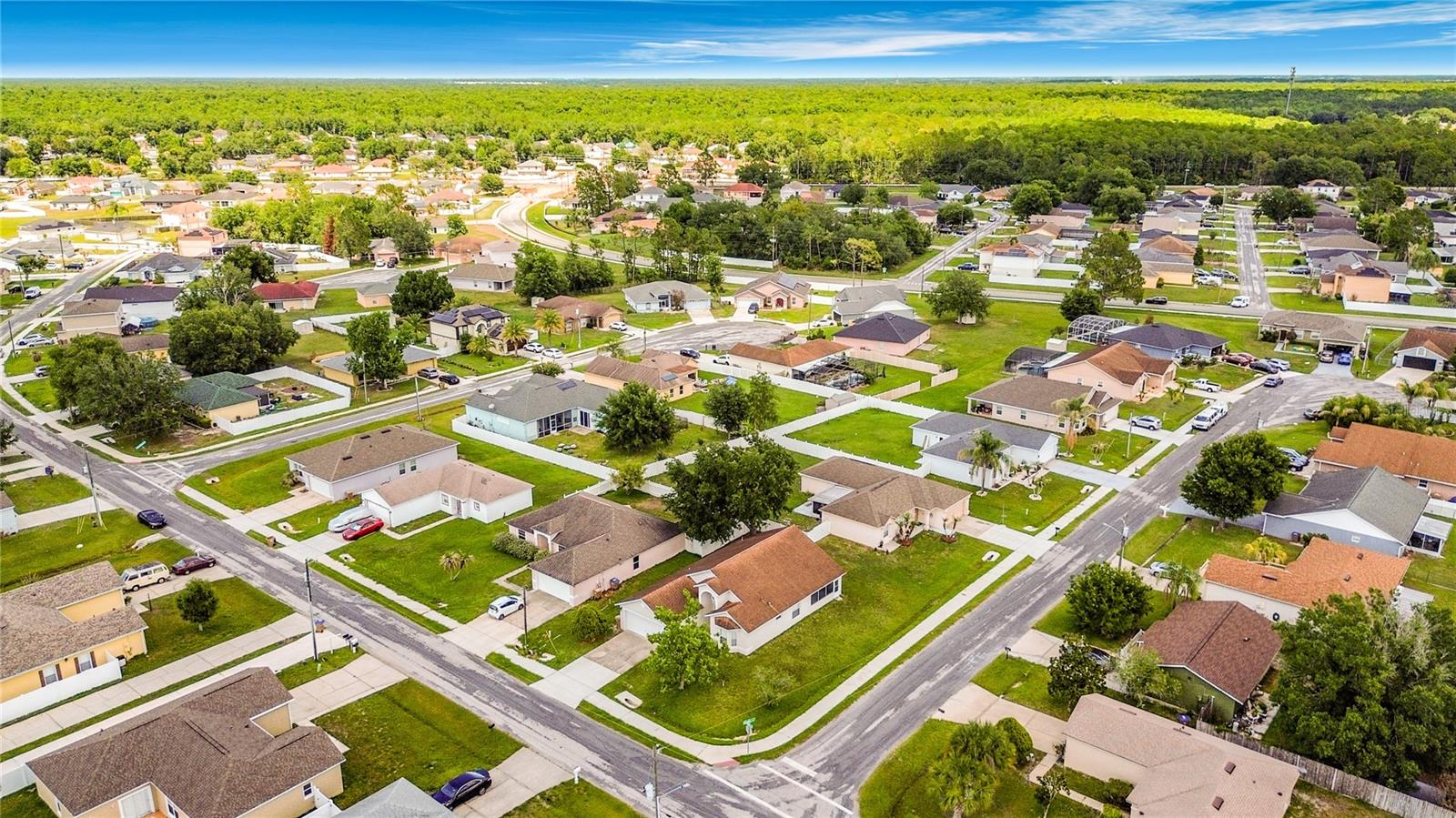 1036 DUDLEY Dr KISSIMMEE, FL 34758