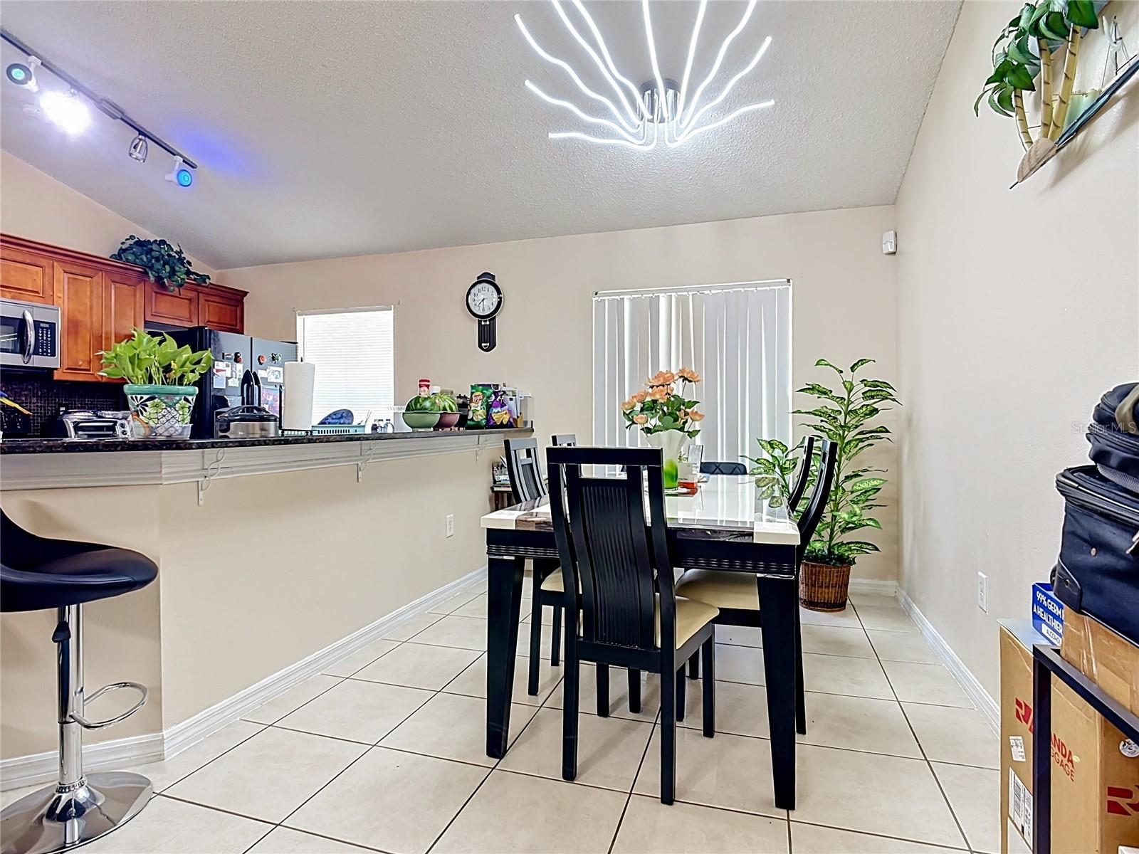 1036 DUDLEY Dr KISSIMMEE, FL 34758