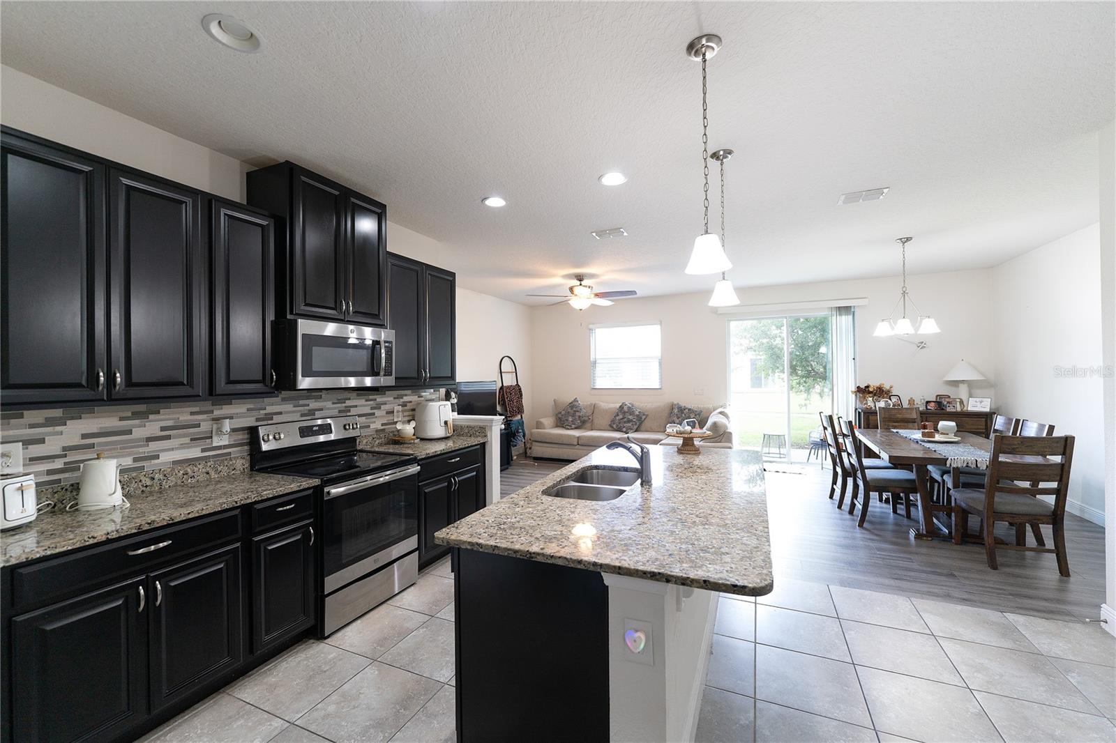 2749 PLEASANT CYPRESS Cir KISSIMMEE, FL 34741