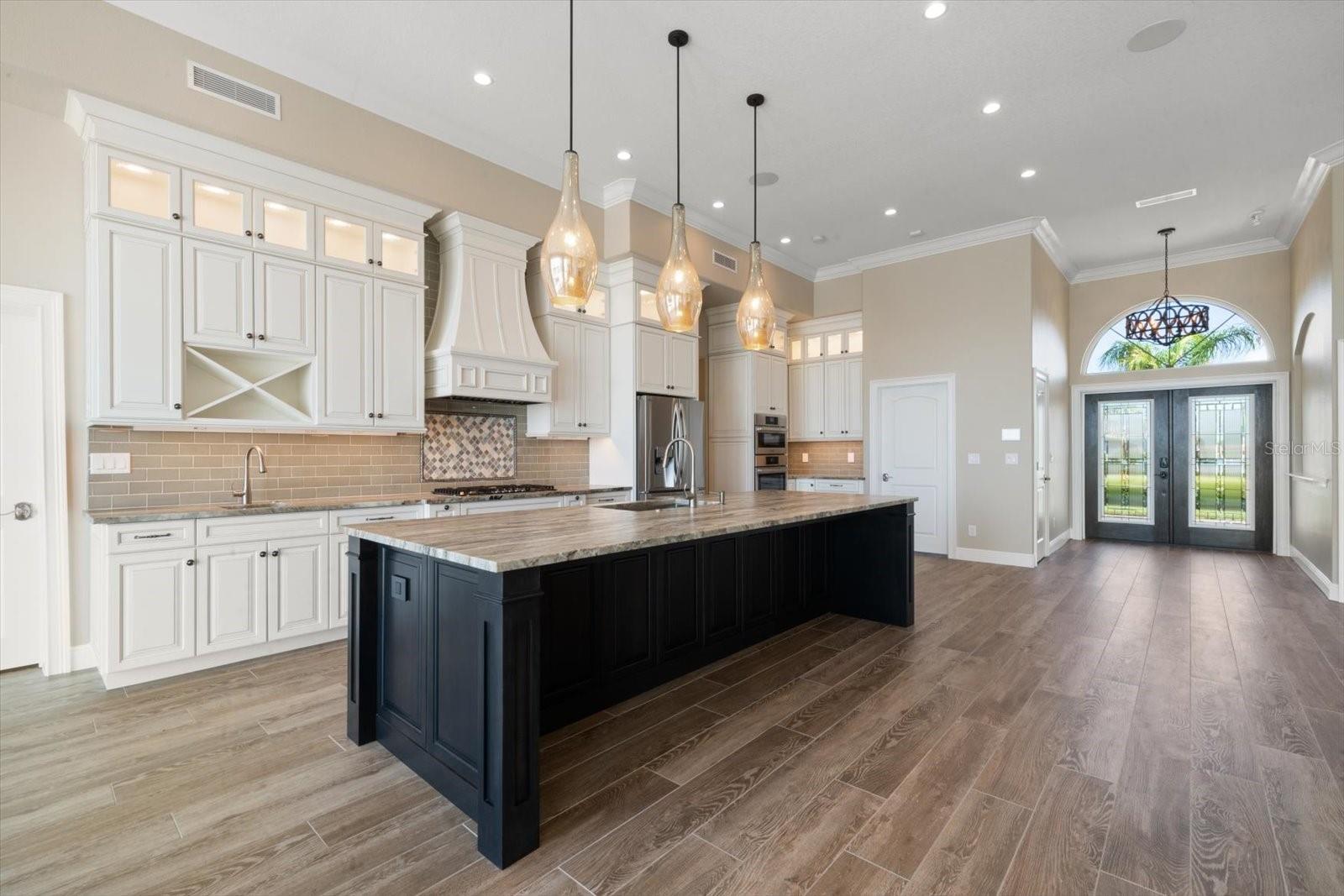 422 55TH Ave ST PETE BEACH, FL 33706