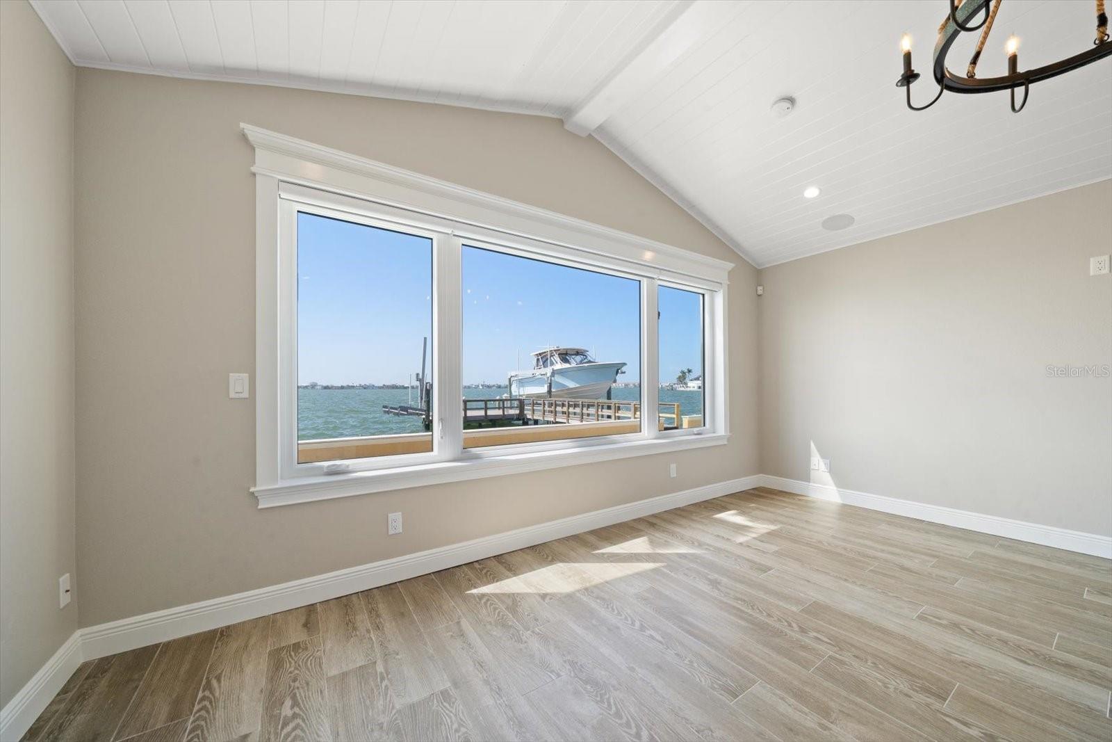 422 55TH Ave ST PETE BEACH, FL 33706