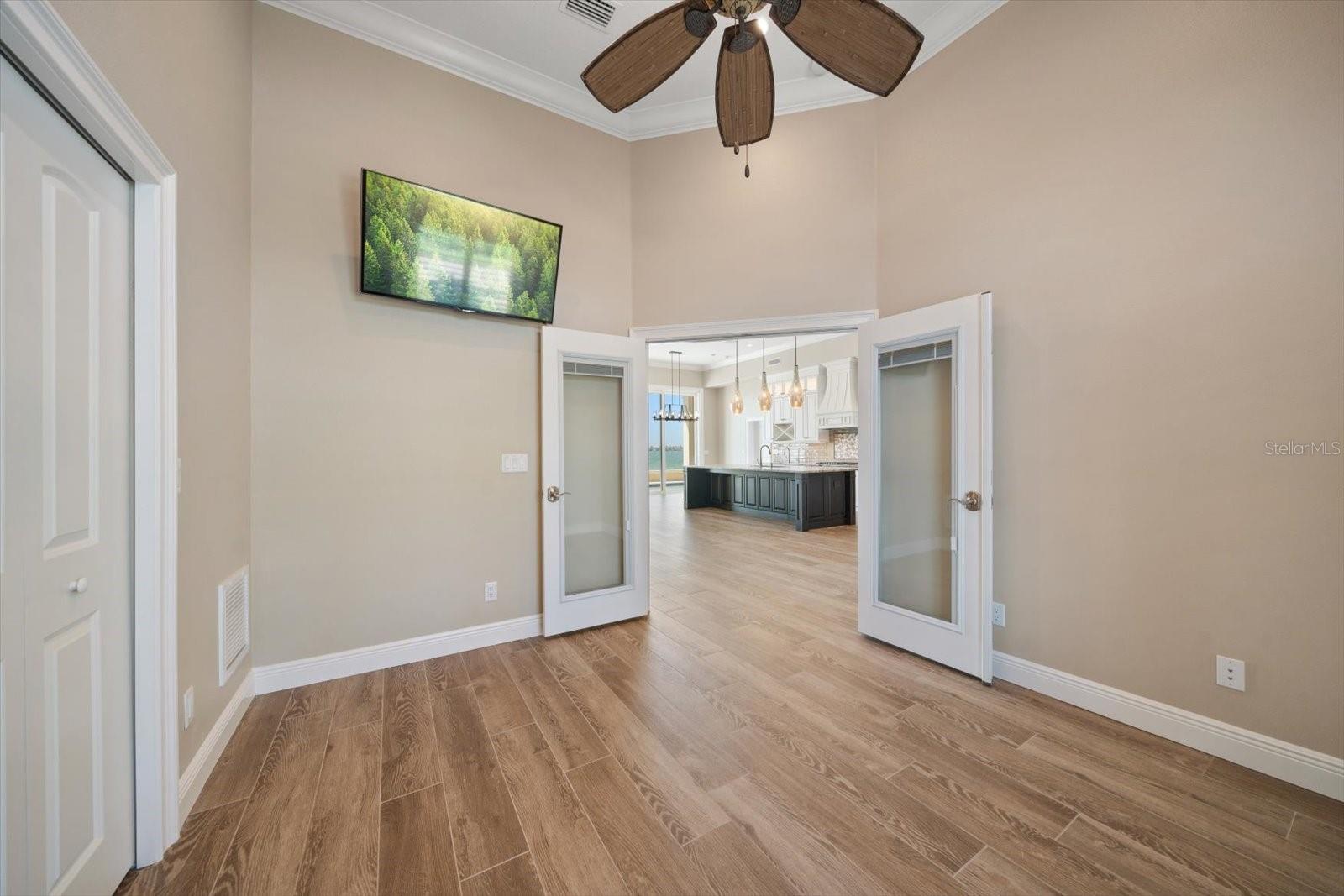 422 55TH Ave ST PETE BEACH, FL 33706