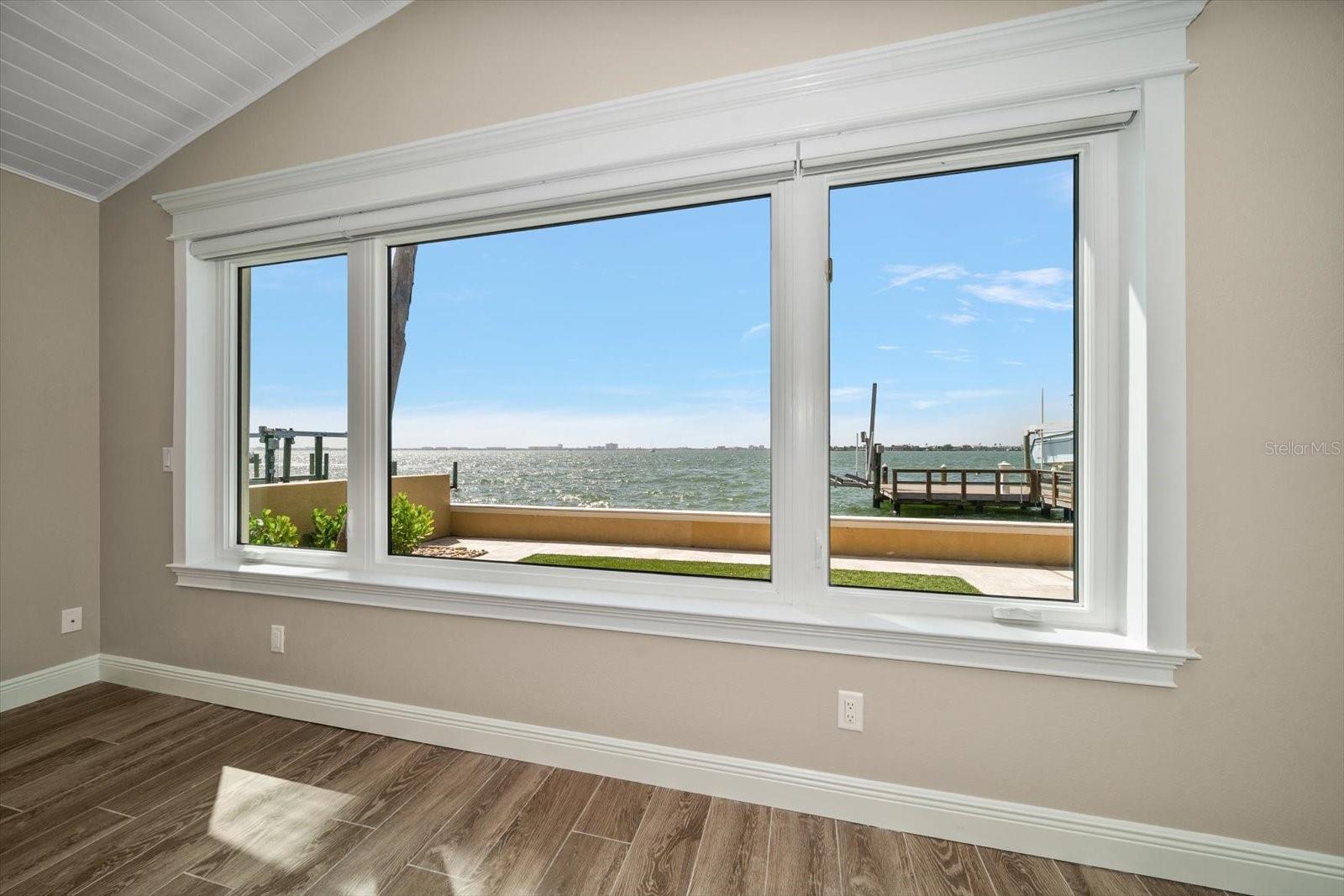 422 55TH Ave ST PETE BEACH, FL 33706