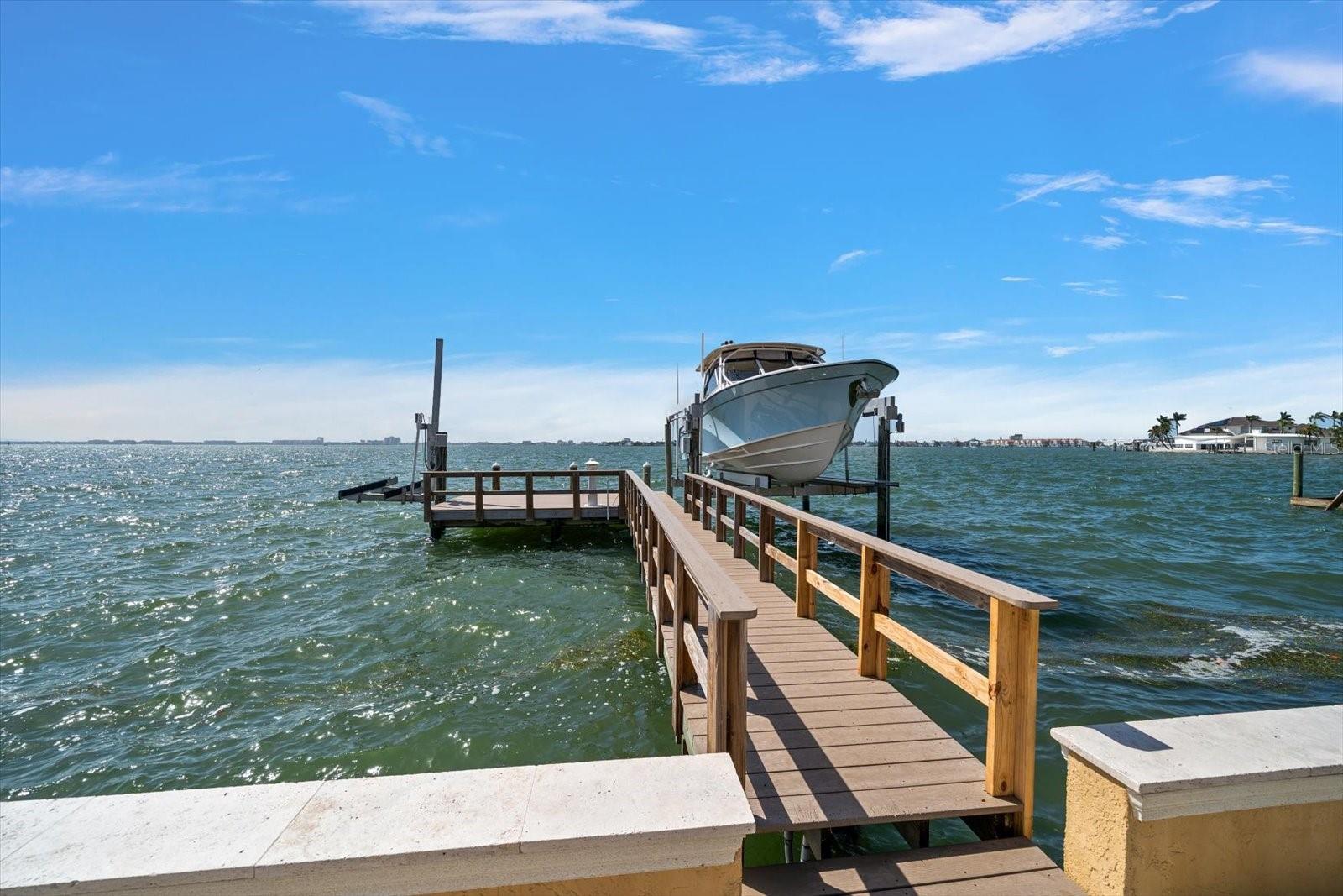 422 55TH Ave ST PETE BEACH, FL 33706