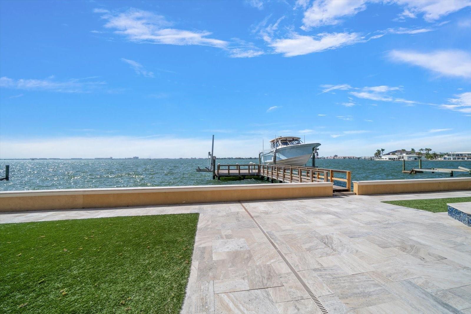 422 55TH Ave ST PETE BEACH, FL 33706