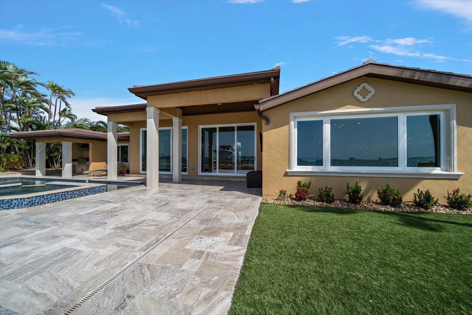 422 55TH Ave ST PETE BEACH, FL 33706