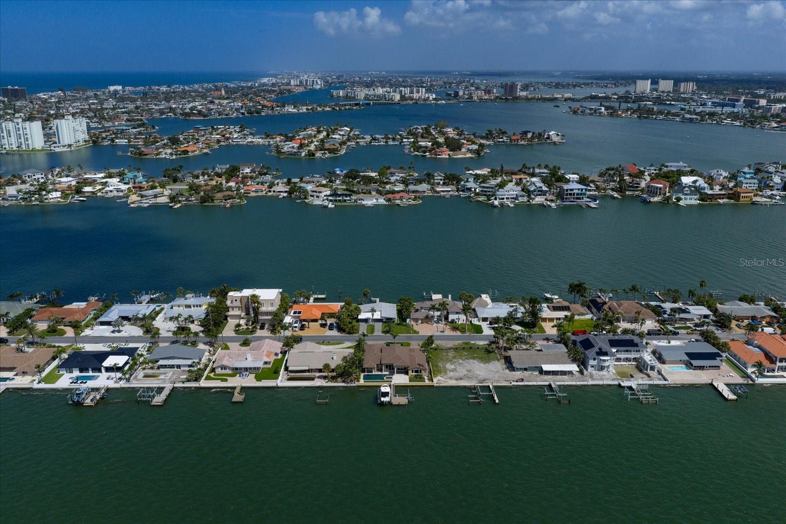 422 55TH Ave ST PETE BEACH, FL 33706