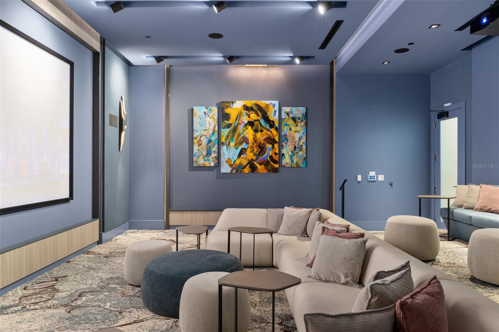 275 1ST Ave #3205 ST PETERSBURG, FL 33701