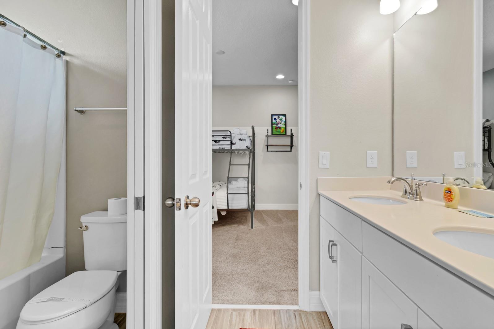 9014 PELICAN Cv Trl KISSIMMEE, FL 34747