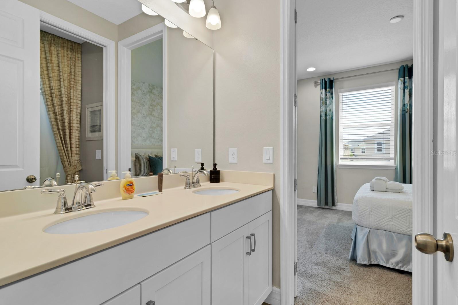 9014 PELICAN Cv Trl KISSIMMEE, FL 34747