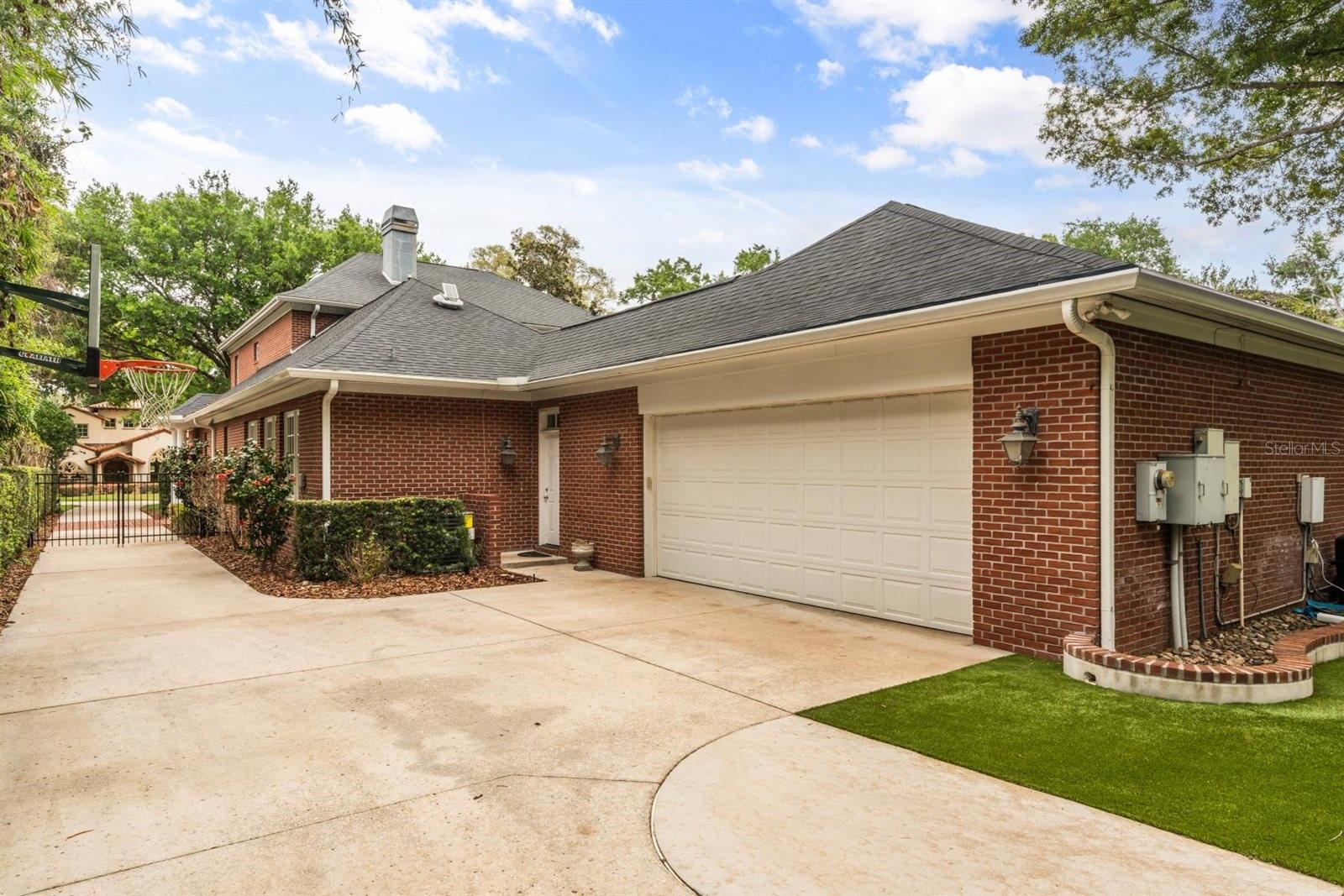 722 ALBA Dr ORLANDO, FL 32804