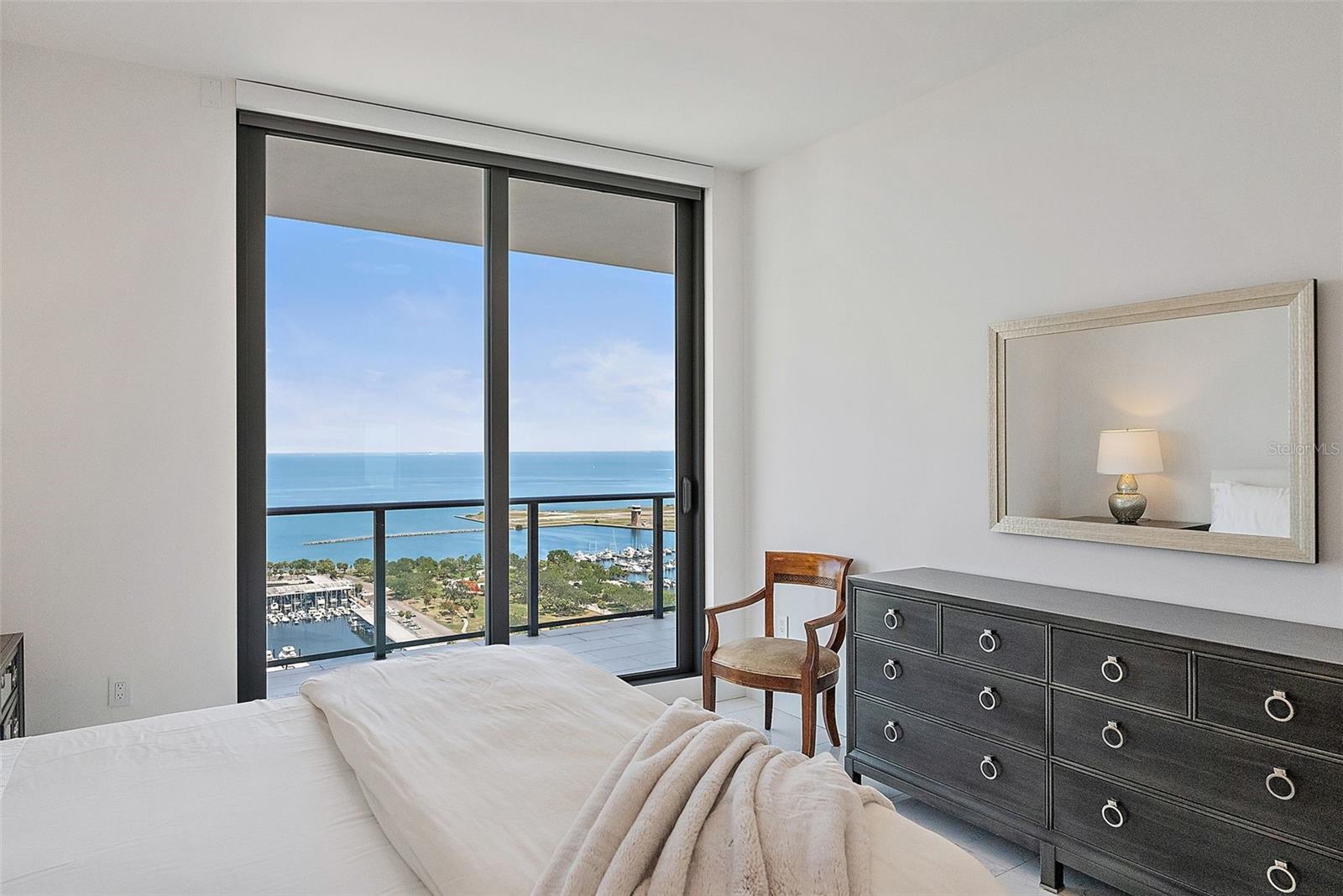 100 1ST Ave #2703 ST PETERSBURG, FL 33701