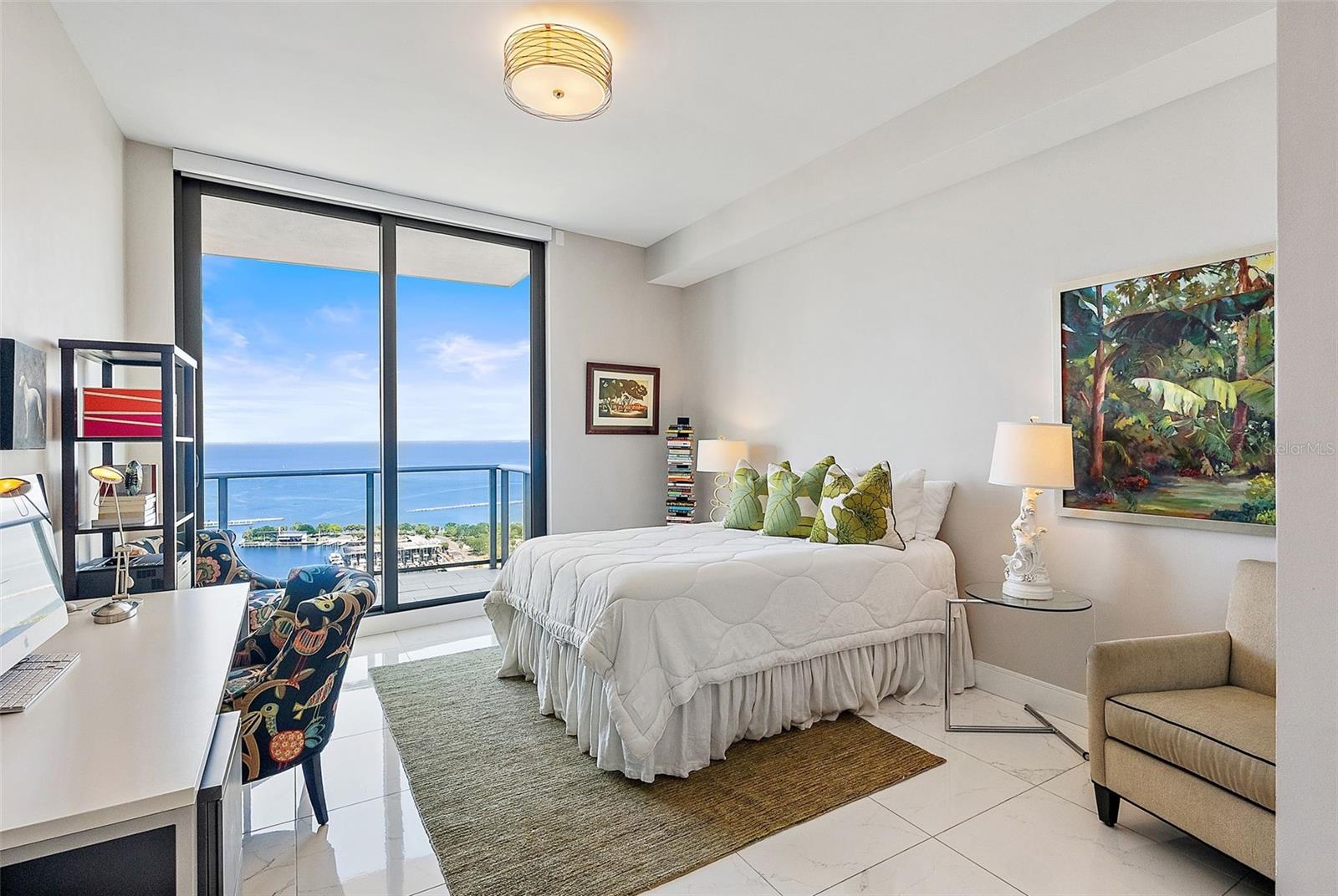 100 1ST Ave #2703 ST PETERSBURG, FL 33701