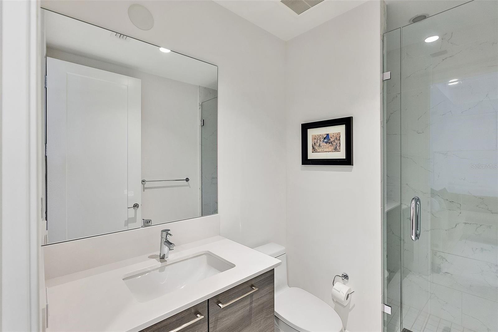 100 1ST Ave #2703 ST PETERSBURG, FL 33701