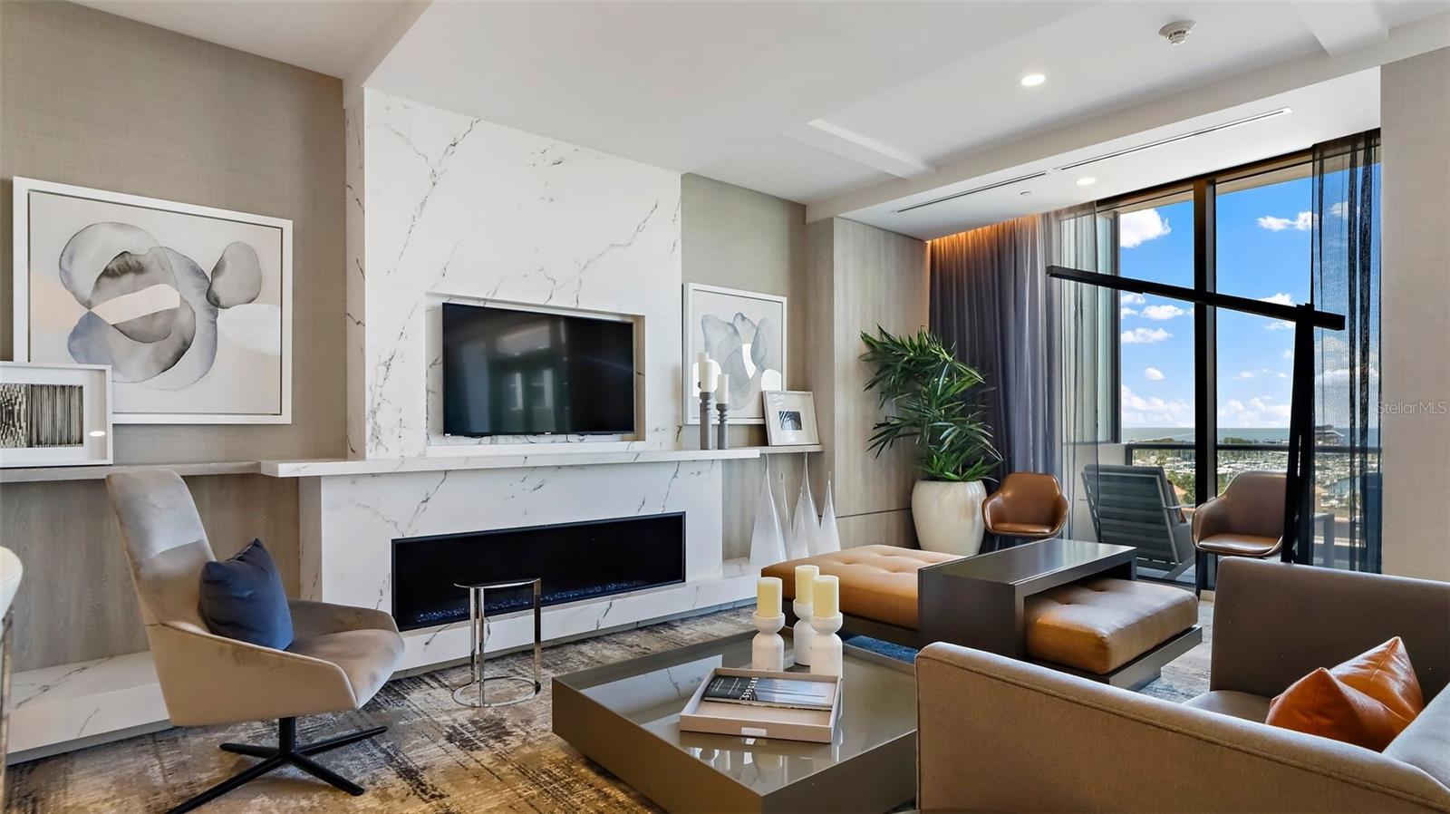 100 1ST Ave #2703 ST PETERSBURG, FL 33701