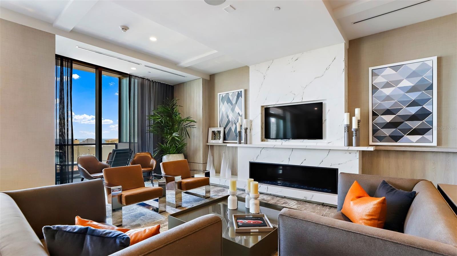 100 1ST Ave #2703 ST PETERSBURG, FL 33701