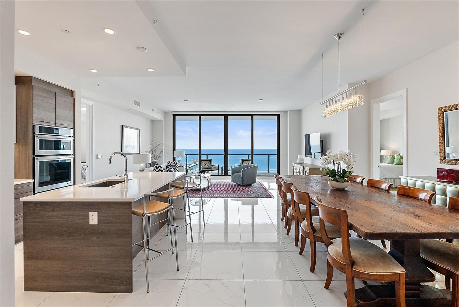 100 1ST Ave #2703 ST PETERSBURG, FL 33701