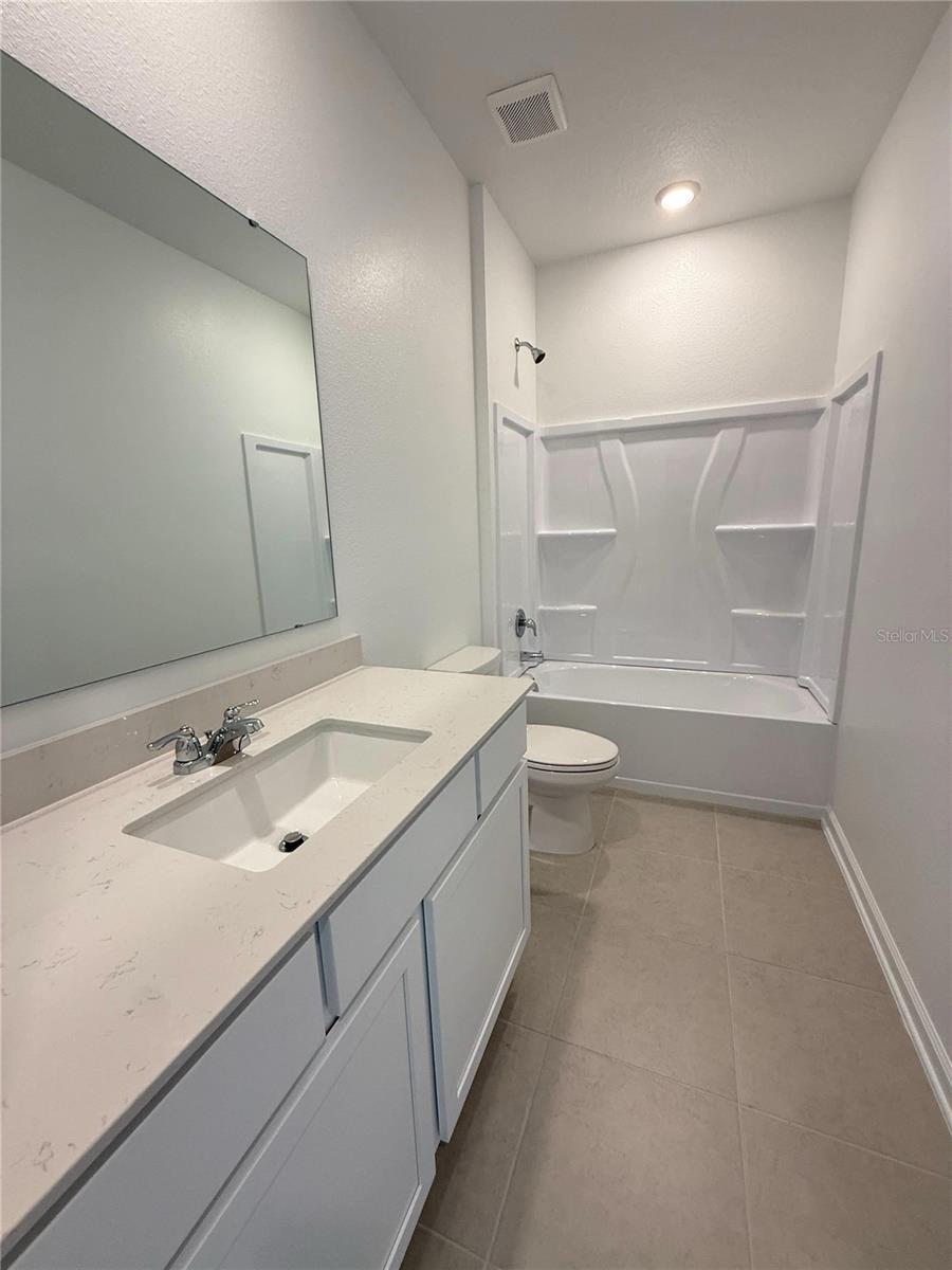 2332 RIDER RAIN Ln APOPKA, FL 32703