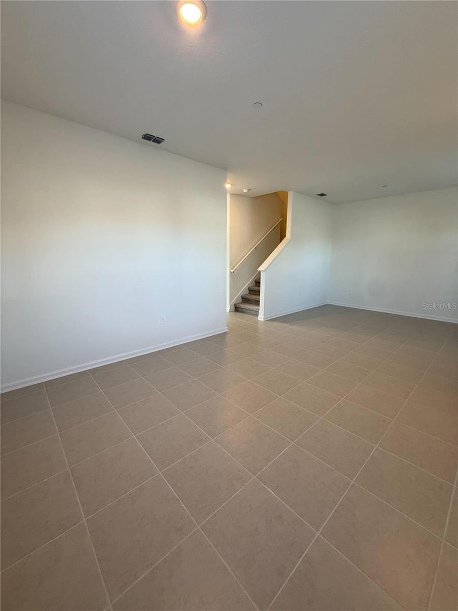 2332 RIDER RAIN Ln APOPKA, FL 32703