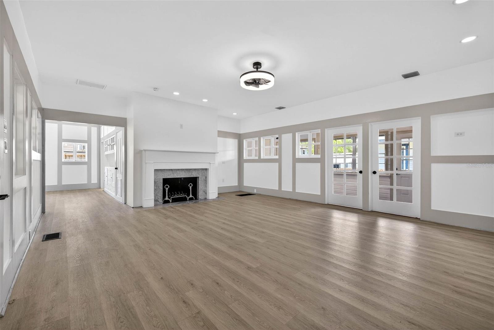 1330 CHERRY St ST PETERSBURG, FL 33701