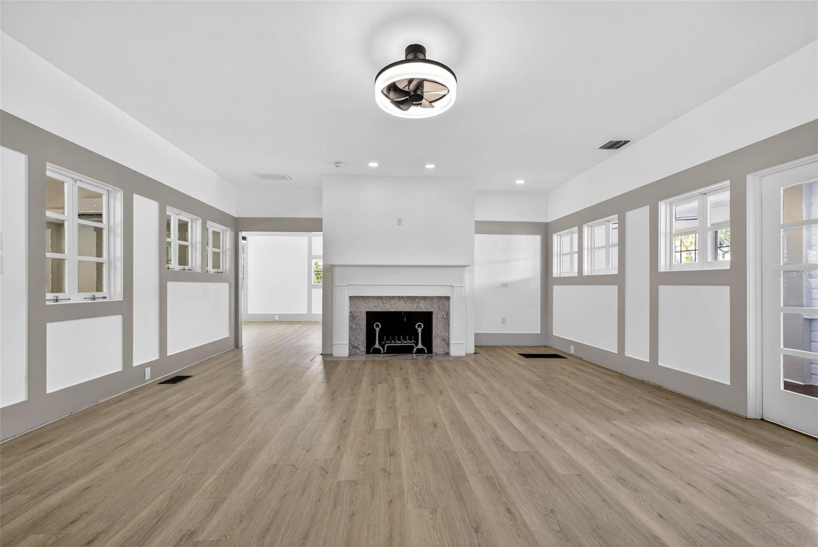 1330 CHERRY St ST PETERSBURG, FL 33701