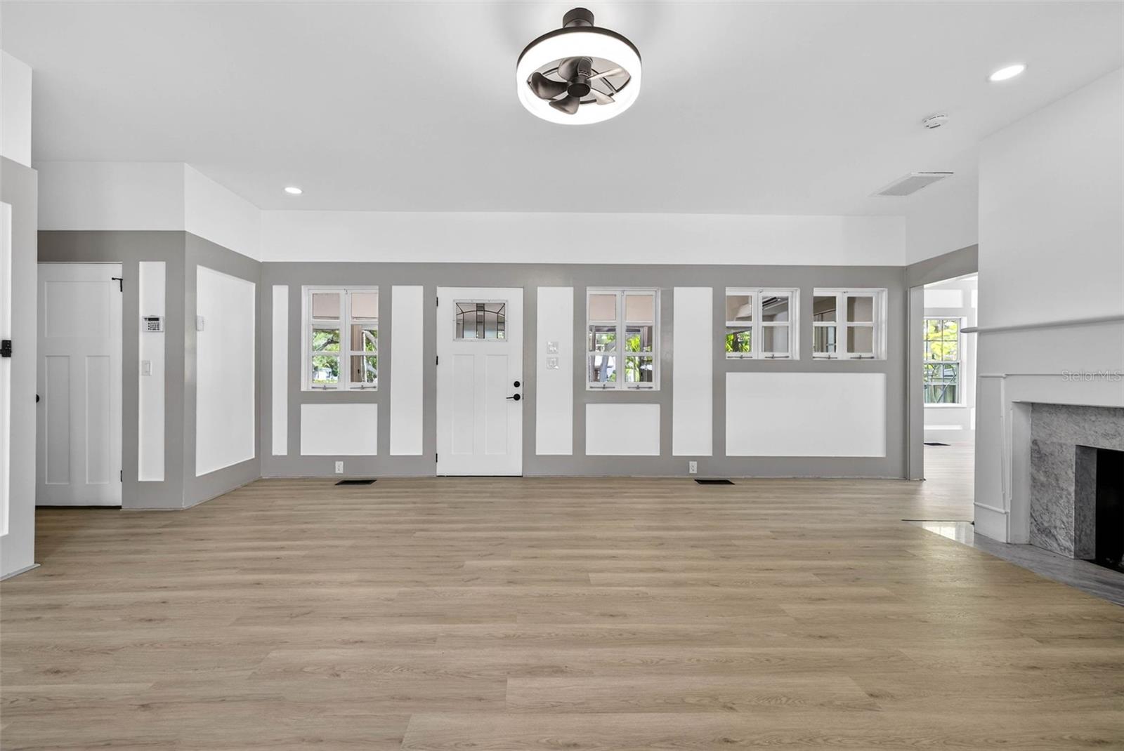 1330 CHERRY St ST PETERSBURG, FL 33701