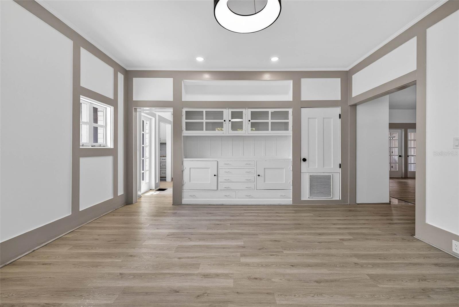 1330 CHERRY St ST PETERSBURG, FL 33701