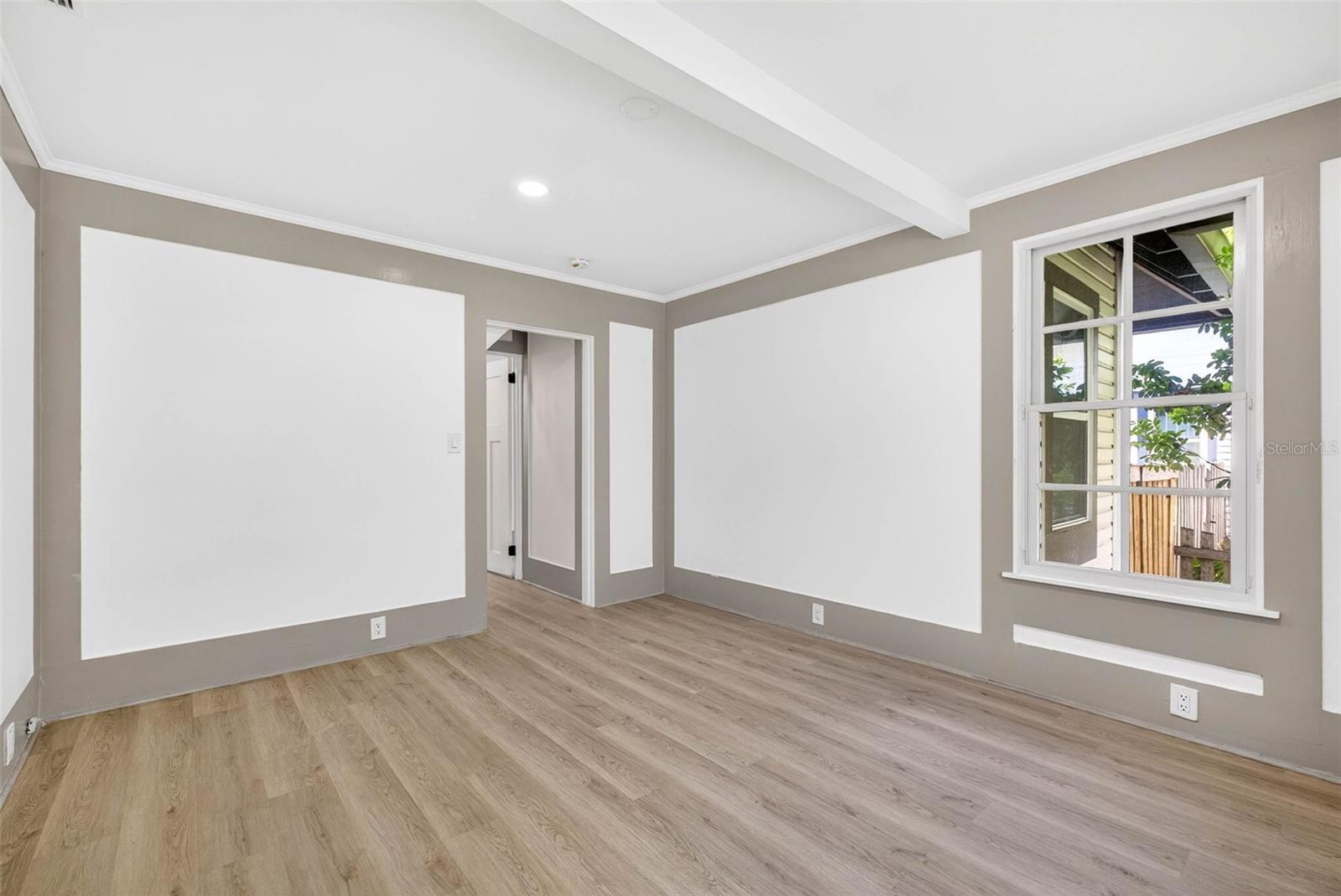 1330 CHERRY St ST PETERSBURG, FL 33701