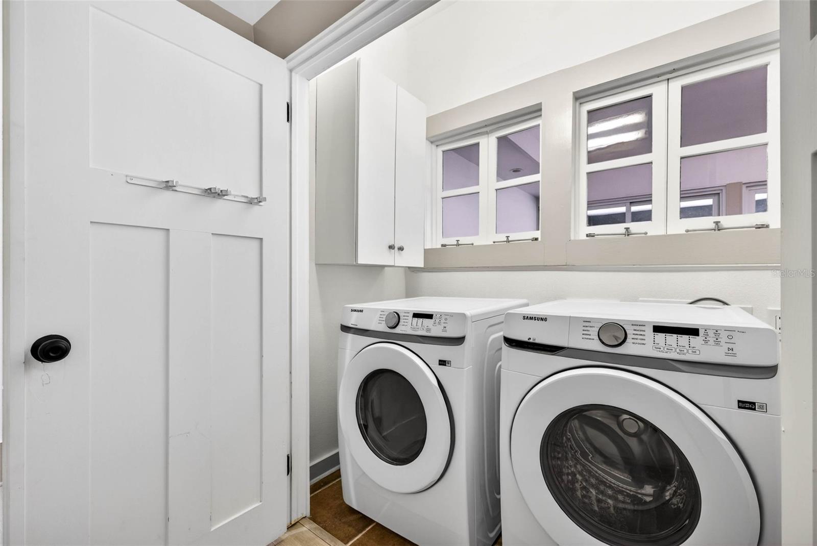 1330 CHERRY St ST PETERSBURG, FL 33701