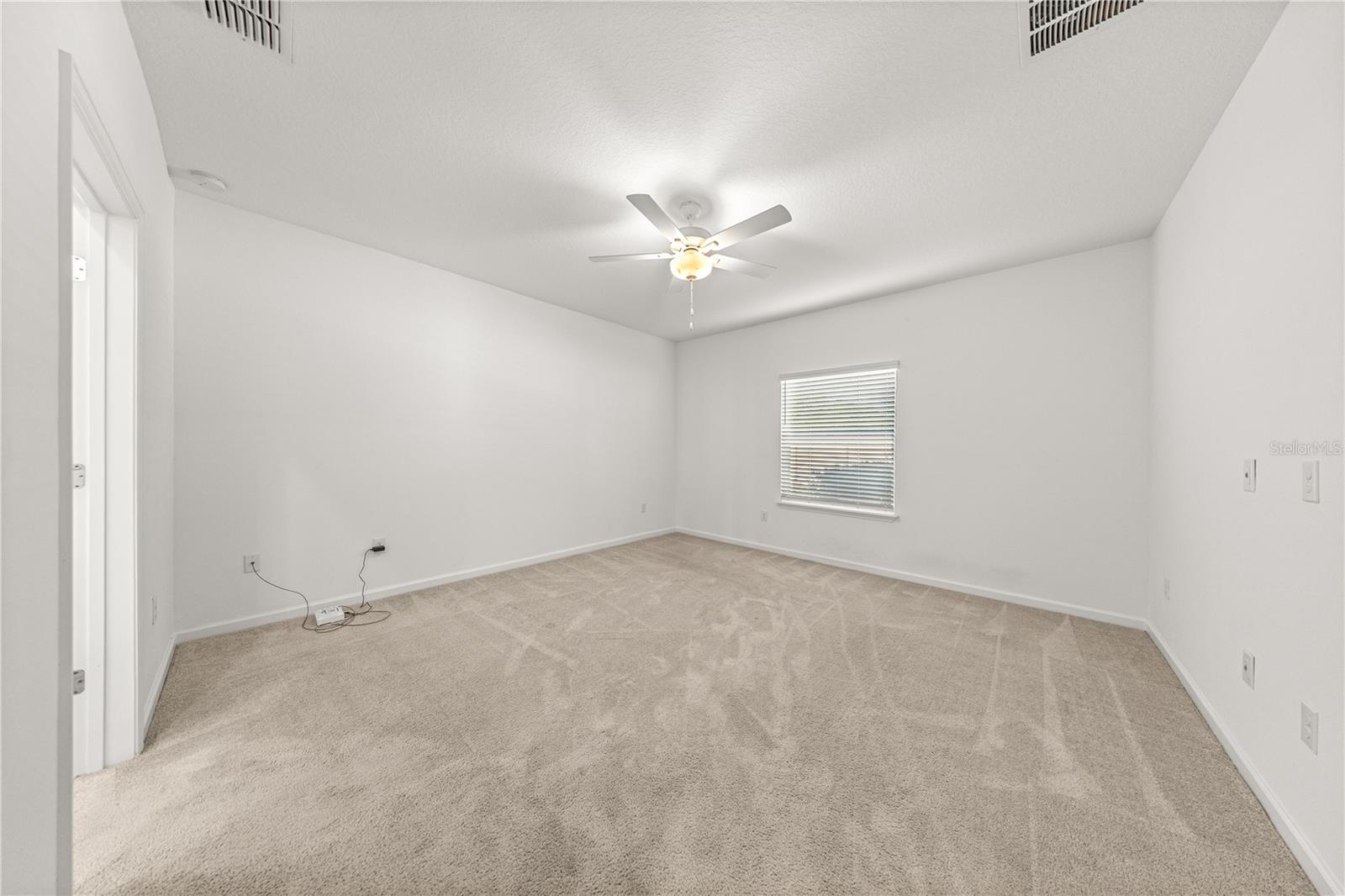 1990 NW 44th Ct Rd OCALA, FL 34482