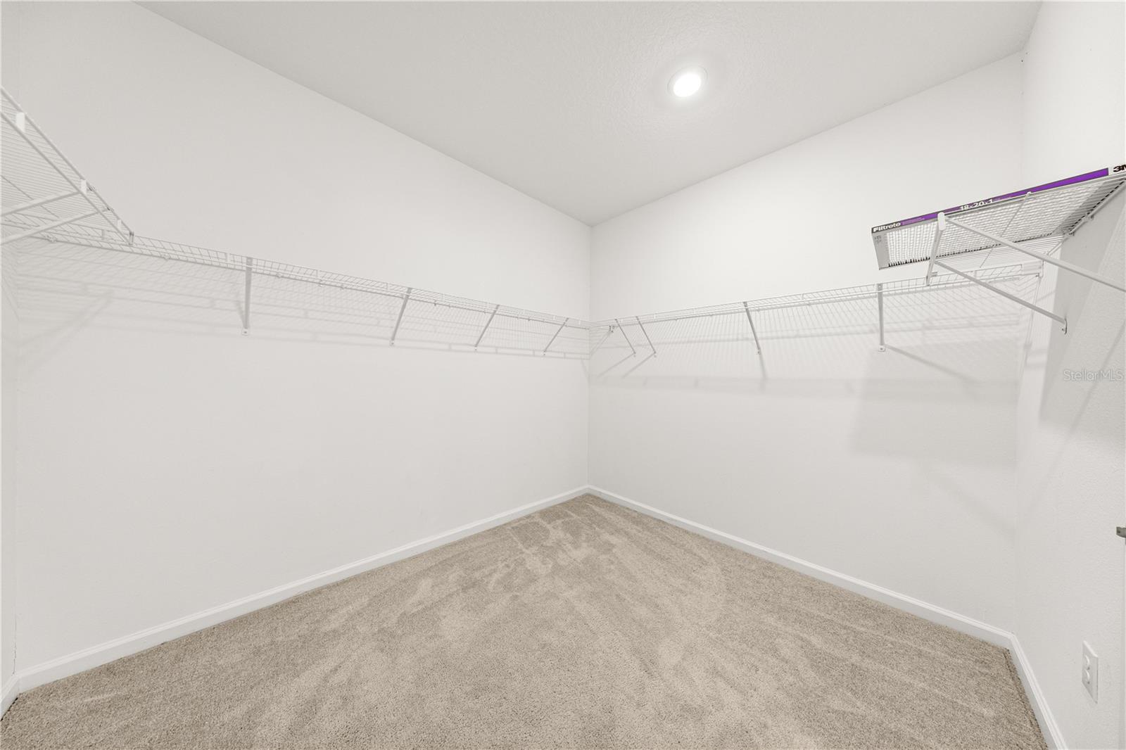 1990 NW 44th Ct Rd OCALA, FL 34482