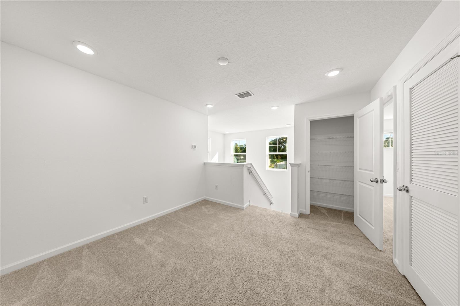 1990 NW 44th Ct Rd OCALA, FL 34482