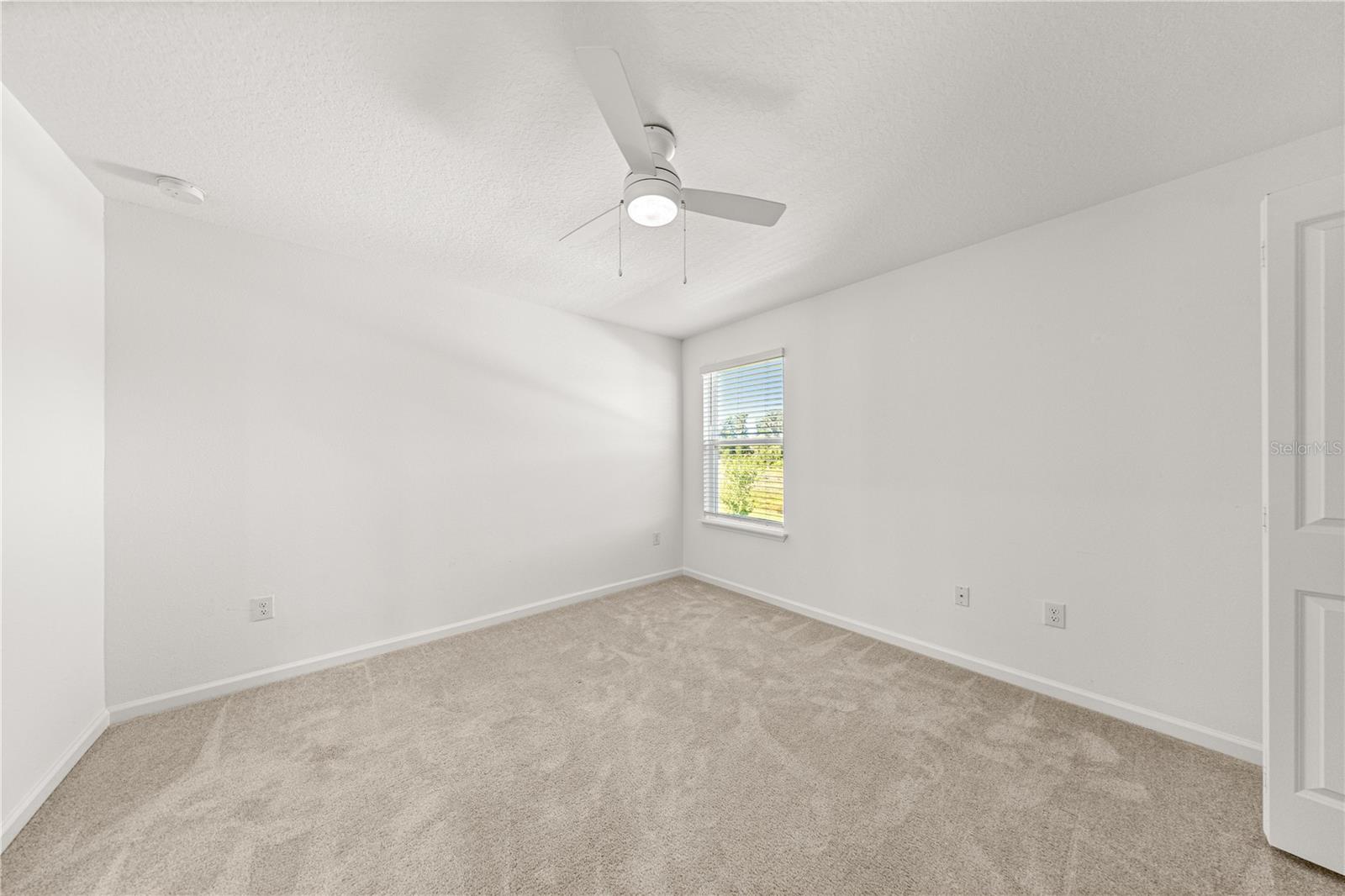 1990 NW 44th Ct Rd OCALA, FL 34482