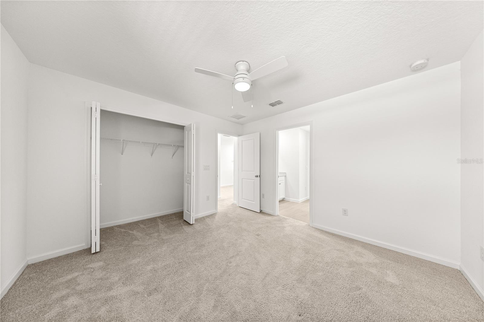 1990 NW 44th Ct Rd OCALA, FL 34482