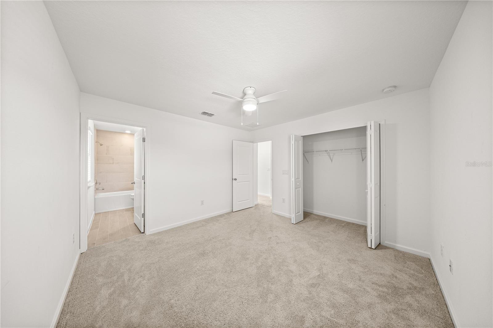 1990 NW 44th Ct Rd OCALA, FL 34482