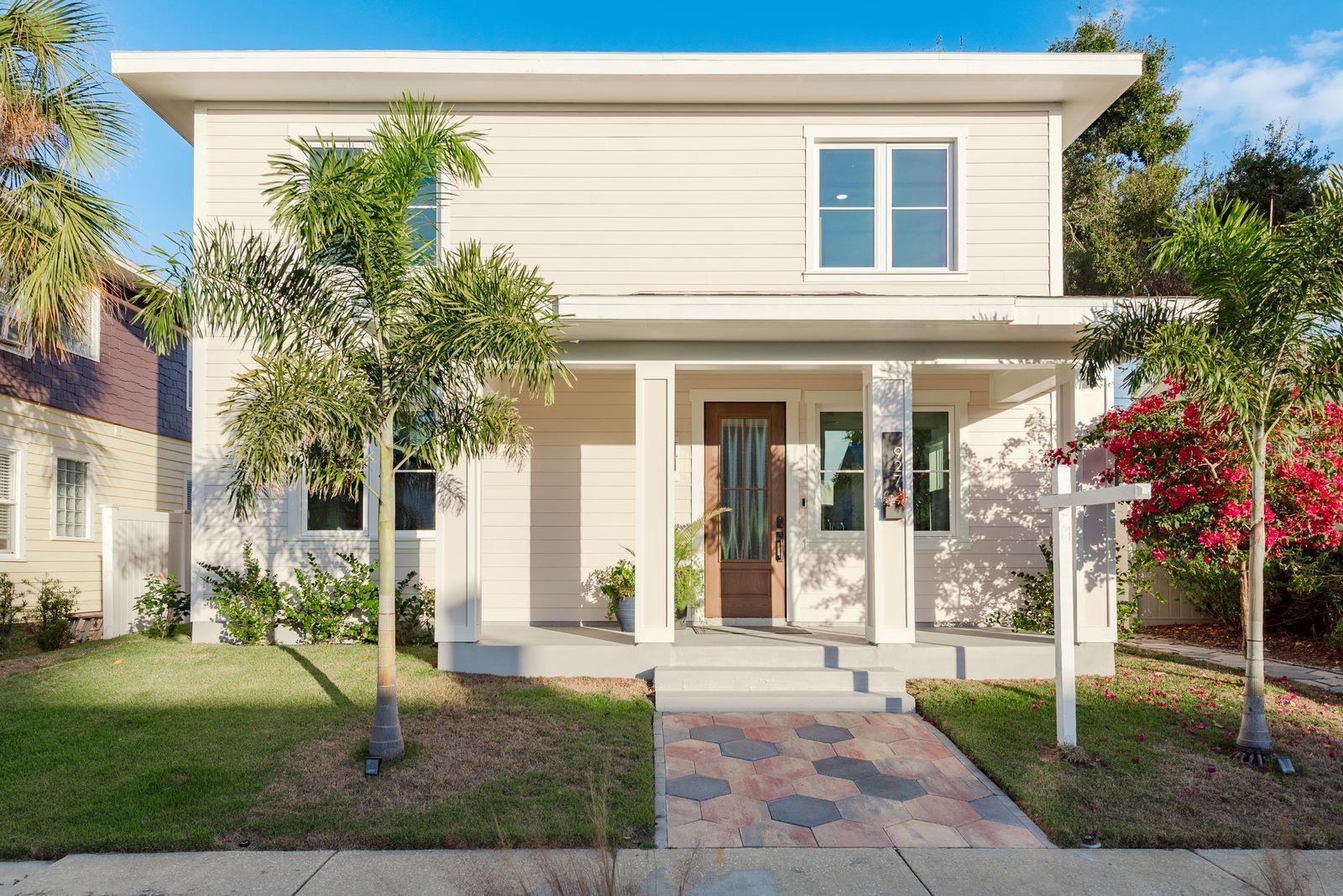 927 6TH St ST PETERSBURG, FL 33701