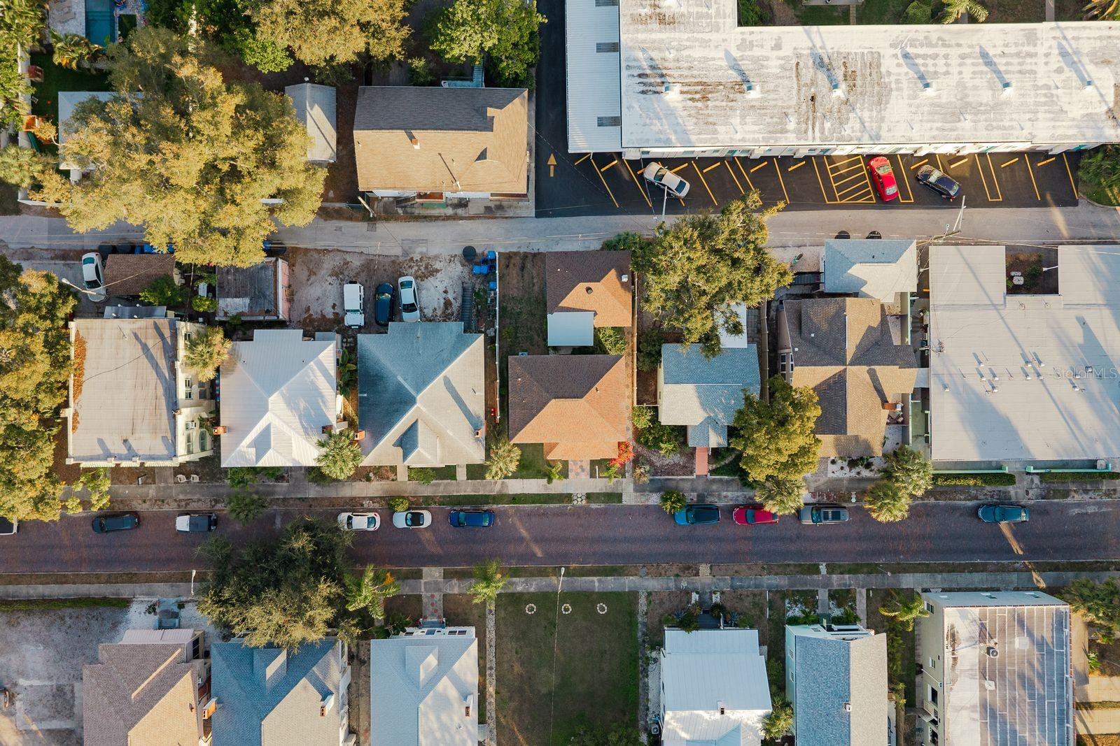 927 6TH St ST PETERSBURG, FL 33701