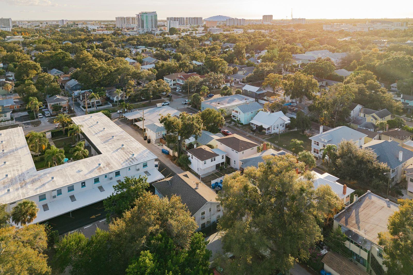 927 6TH St ST PETERSBURG, FL 33701