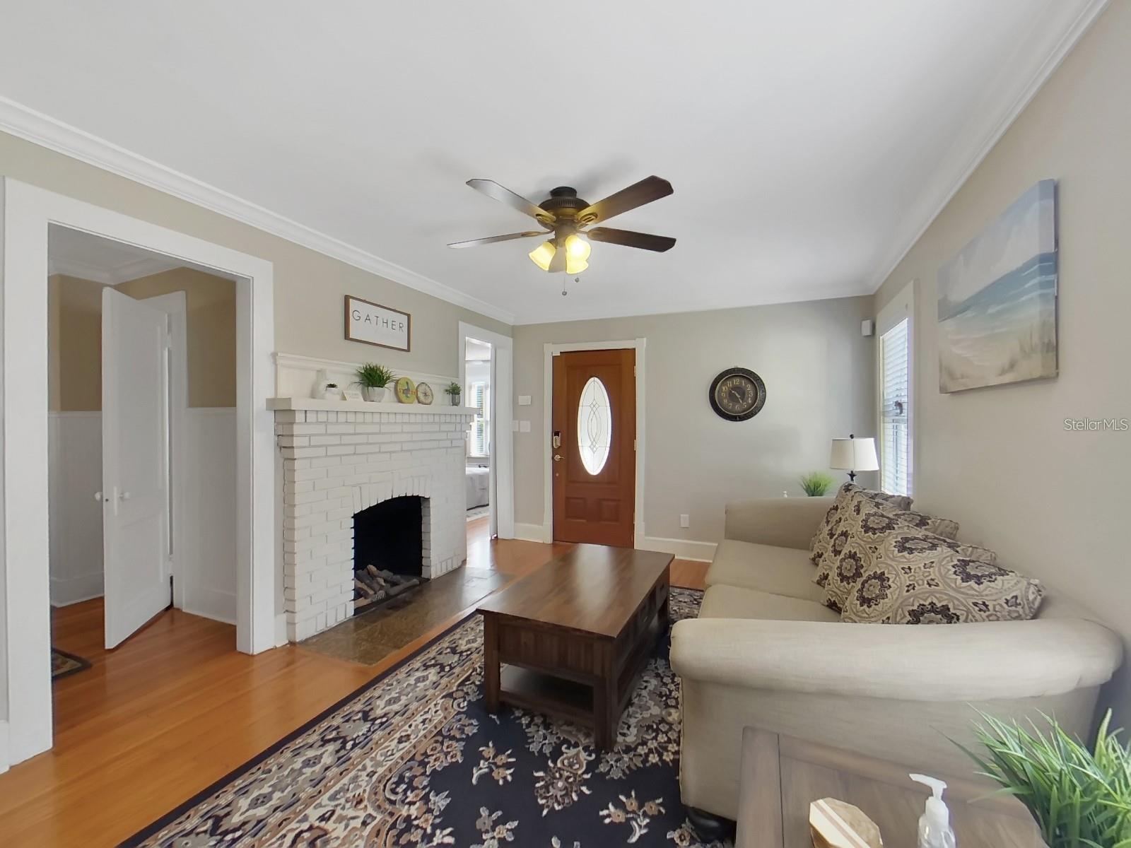 614 8TH St ST PETERSBURG, FL 33701