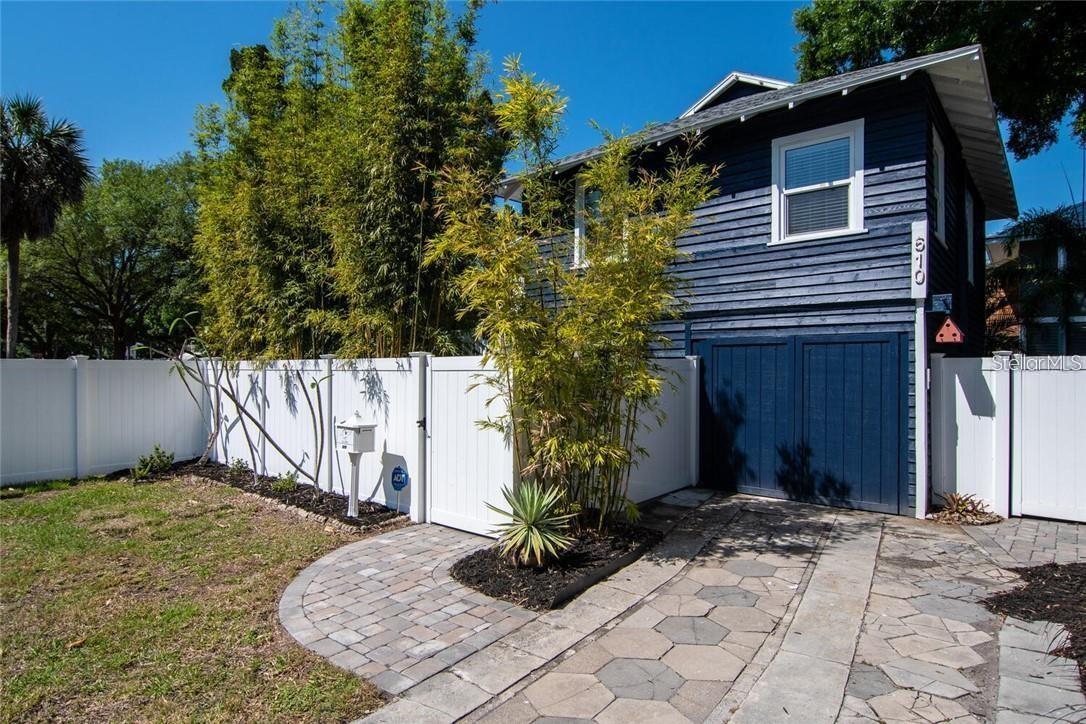 614 8TH St ST PETERSBURG, FL 33701