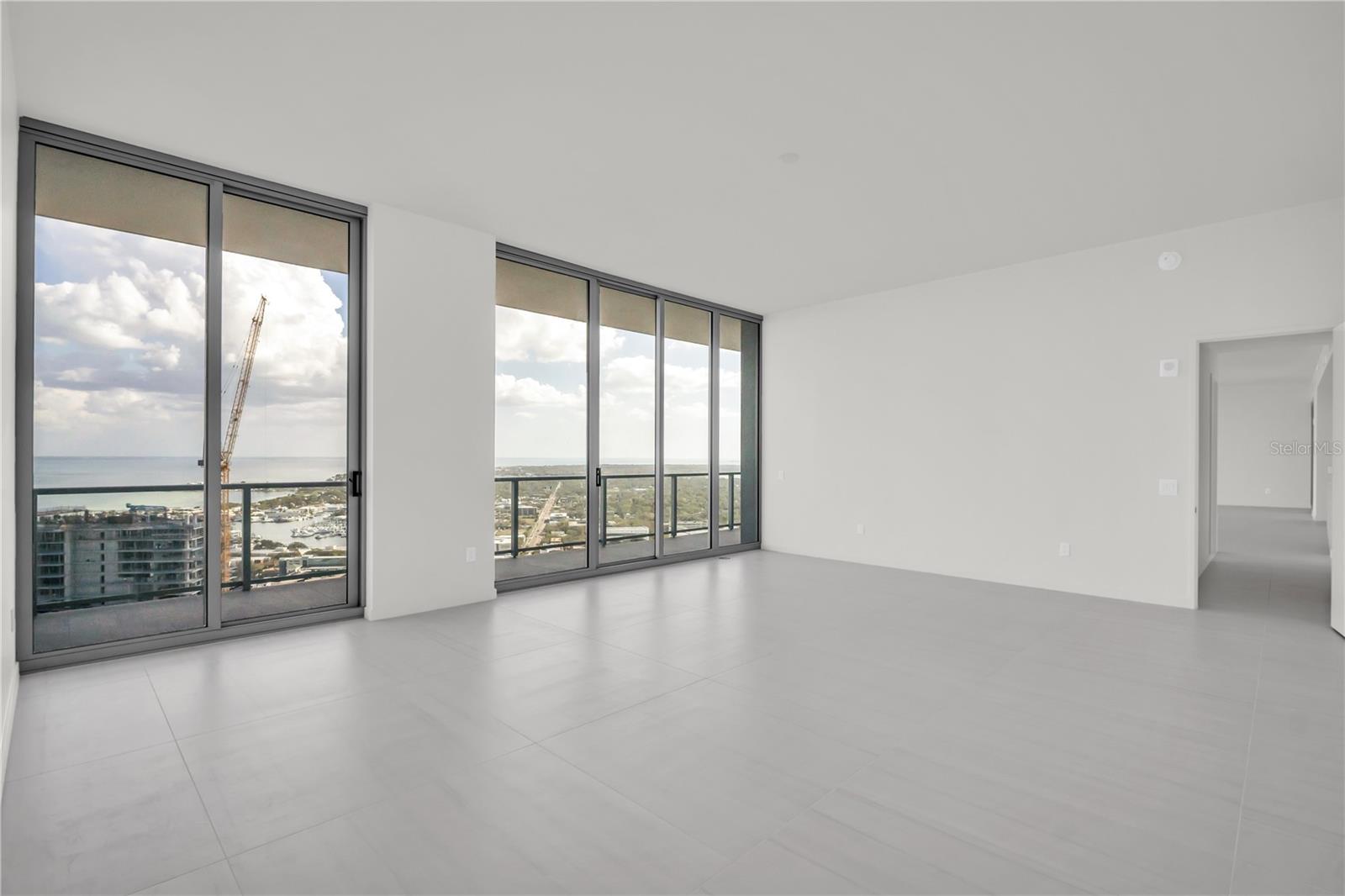 400 CENTRAL Ave #4002 ST PETERSBURG, FL 33701