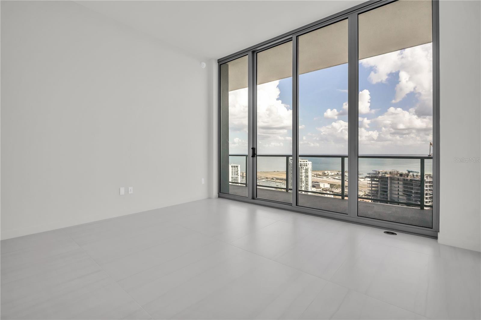 400 CENTRAL Ave #4002 ST PETERSBURG, FL 33701