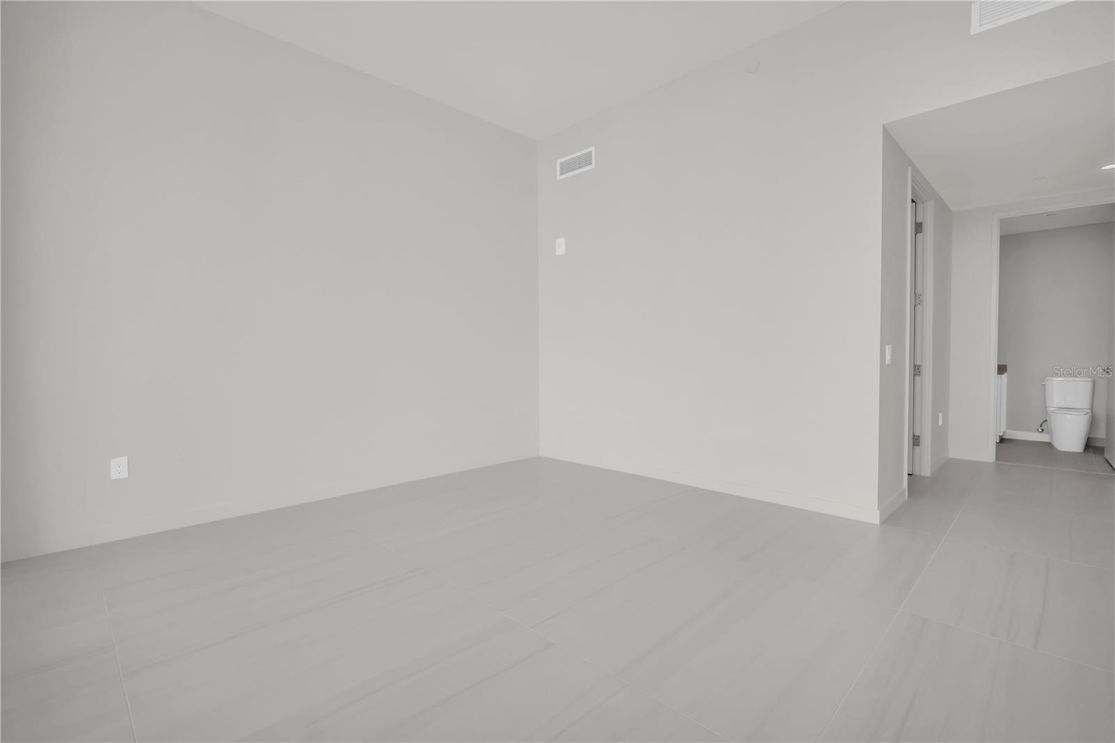 400 CENTRAL Ave #4002 ST PETERSBURG, FL 33701