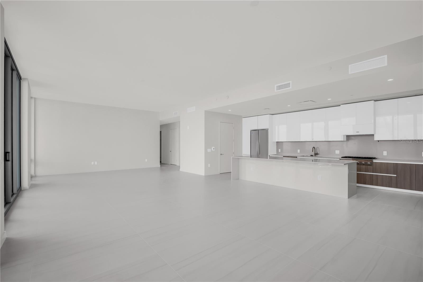400 CENTRAL Ave #4002 ST PETERSBURG, FL 33701