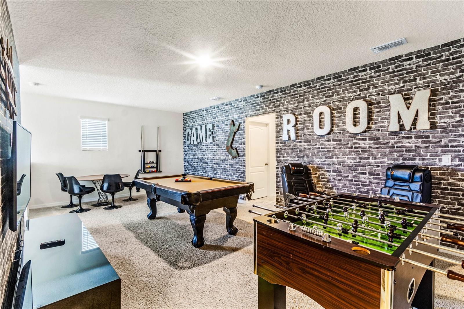 6070 BROAD OAK Dr DAVENPORT, FL 33837